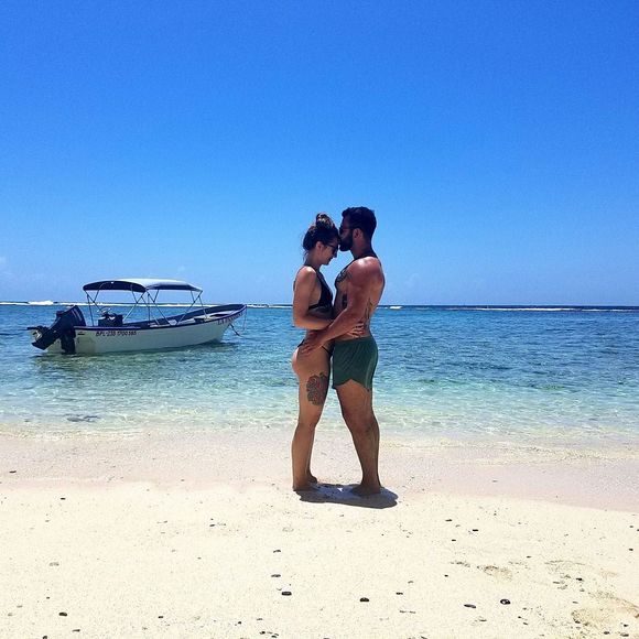 Meet your Posher, Jessica - Picture 1 of 1